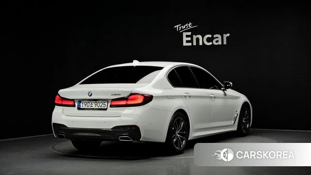 BMW 5 Series (G30) id 4528818 из Кореи 12