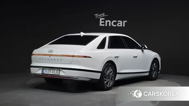 Hyundai Grandeur (GN7) id 3580991 из Кореи 12