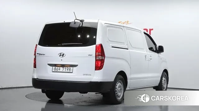 Hyundai The New Grand Starex id 3434175 из Кореи 12