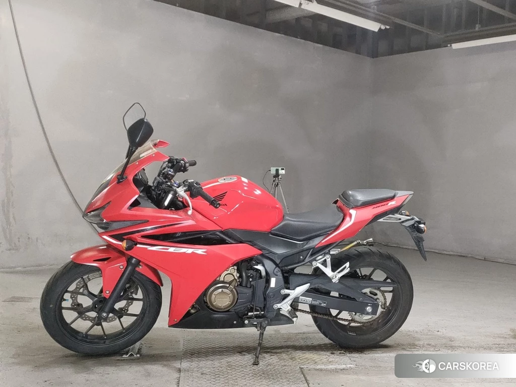 Проданный Honda CBR400R 2017 из Японии, фото 2