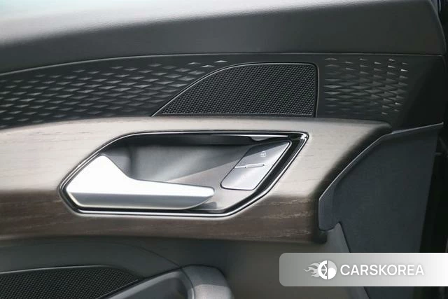 Audi Q6 id 4291025 из Китая 12
