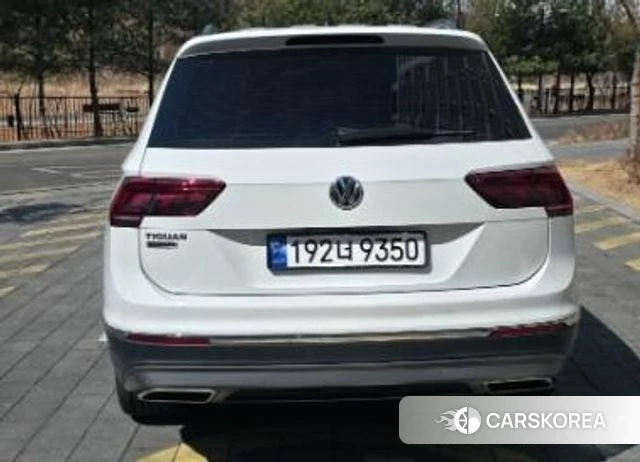 Volkswagen Tiguan second Generation 2018 Белый из Кореи, фото 2