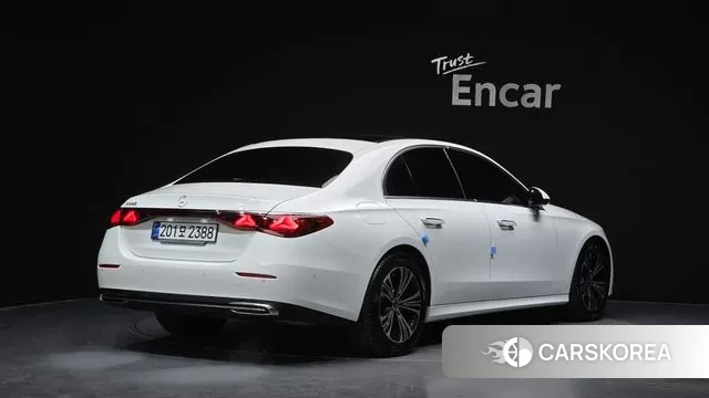 Mercedes-Benz E-Class W214 id 3700730 из Кореи 12