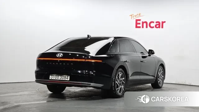 Hyundai Grandeur (GN7) id 3619736 из Кореи 12