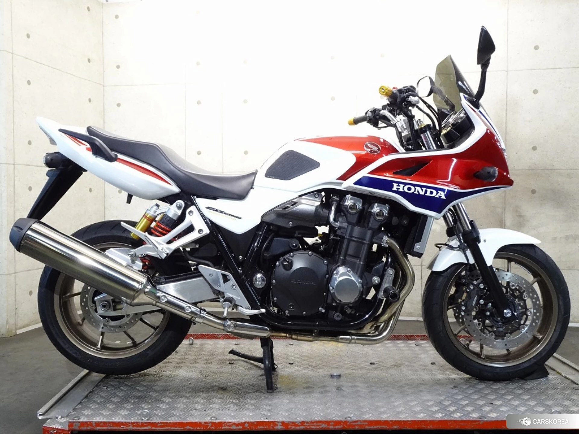 Проданный Honda CB1300SF BOLDOR ABS id 3950288 из Японии, фото 12
