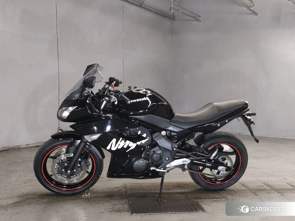 Проданный Kawasaki NINJA 400R 2012 из Японии, фото 2