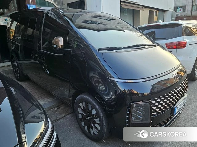 Hyundai Staria 2022 Черный из Кореи, фото 3