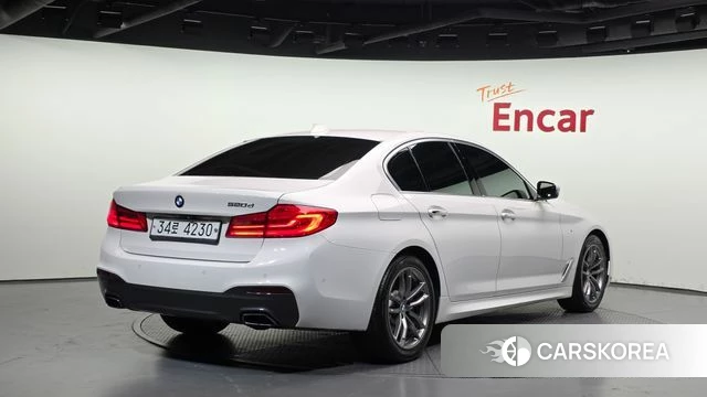 BMW 5 Series (G30) id 4424899 из Кореи 12