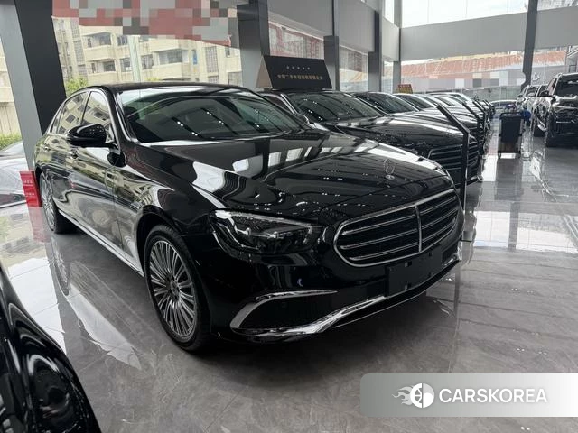 Mercedes-Benz E-class 2022 Черный из Китая, фото 2