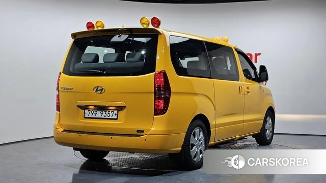 Hyundai The New Grand Starex id 4604332 из Кореи 12
