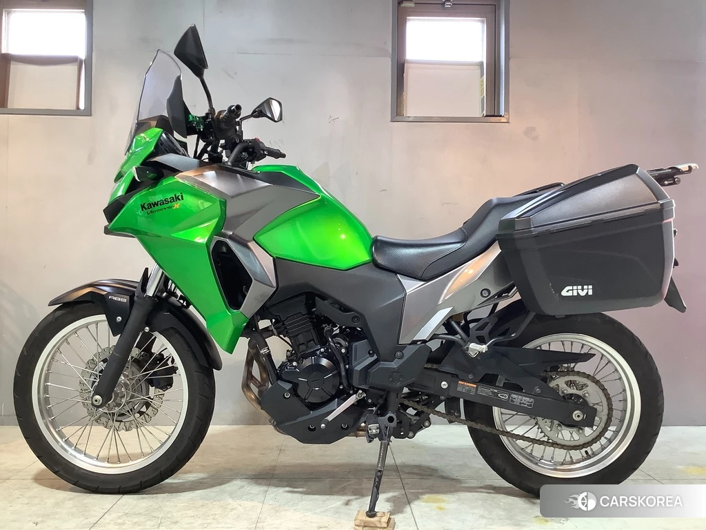 Проданный Kawasaki VERSYS-X 250 ABS 2017 из Японии