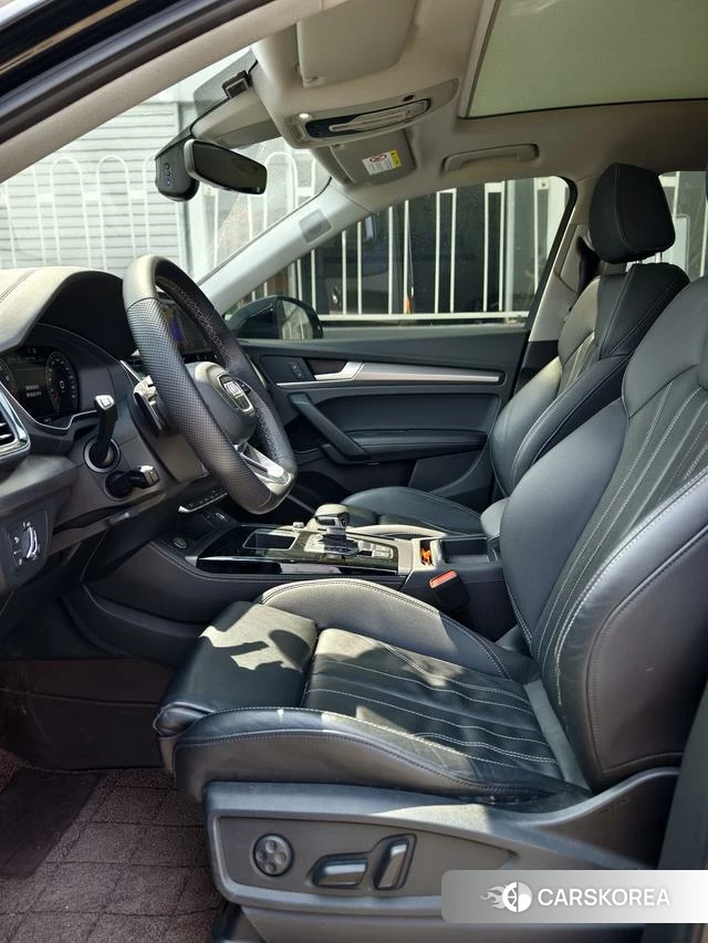 Audi Q5L id 4220095 из Китая 12