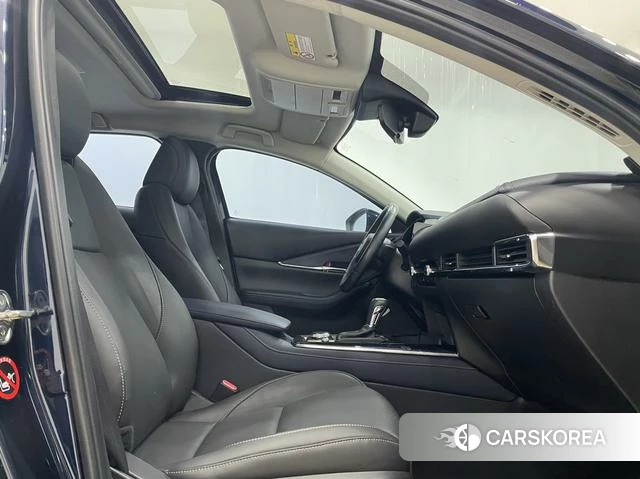 Mazda CX-30 id 4298433 из Китая 10