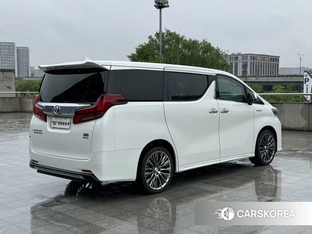 Toyota Elfa 2022 Белый из Китая, фото 5