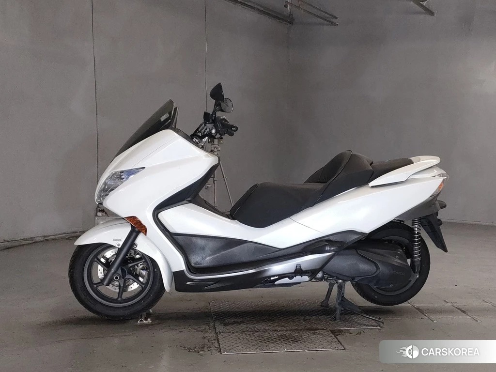 Проданный Honda FORZA Z 2012 из Японии, фото 2