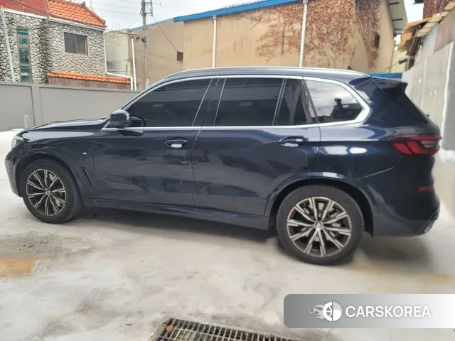 BMW X5 (G05) 2020 Черный из Кореи, фото 2