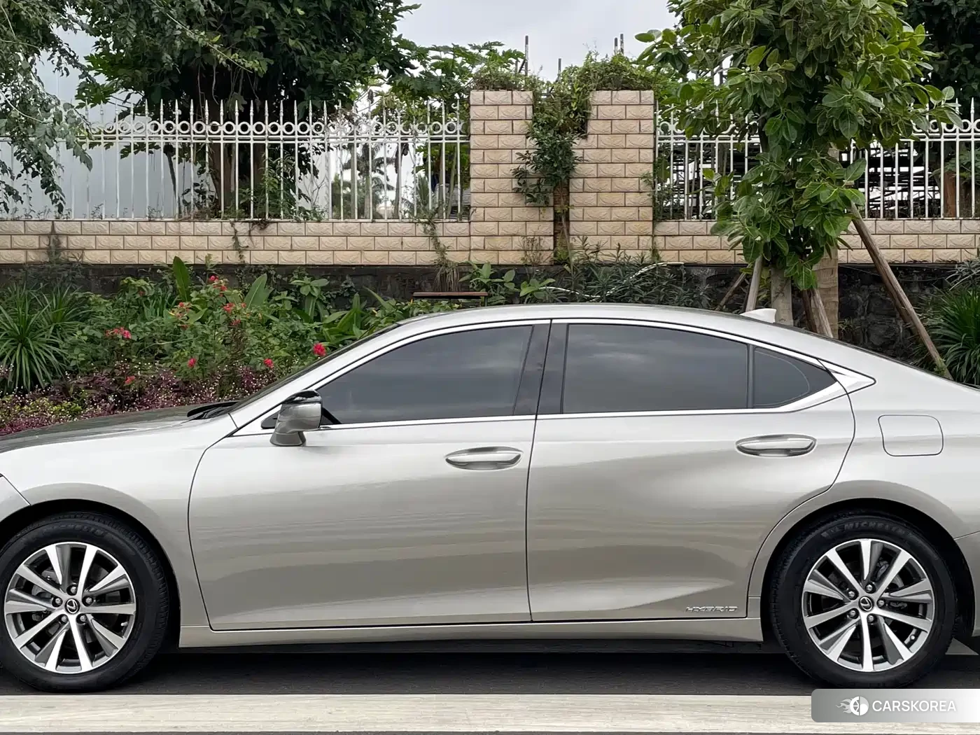 Lexus ES id 4559861 из Китая 10