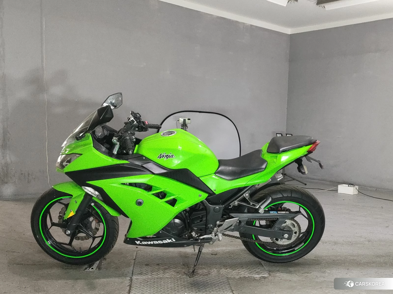 Проданный Kawasaki NINJA 250 2014 из Японии