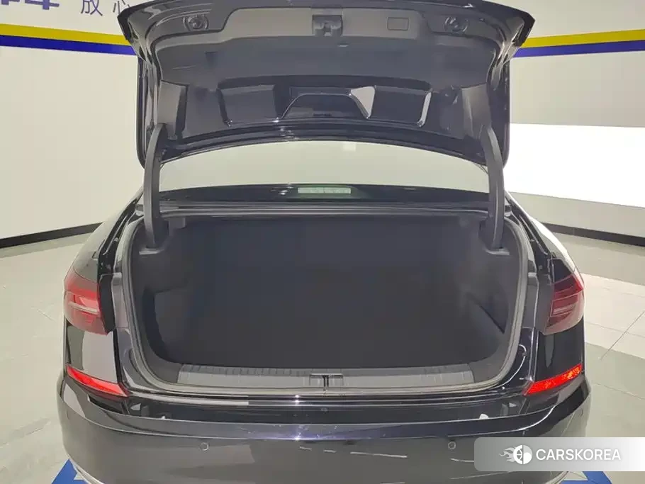 Volkswagen Passat id 4576608 из Китая 8