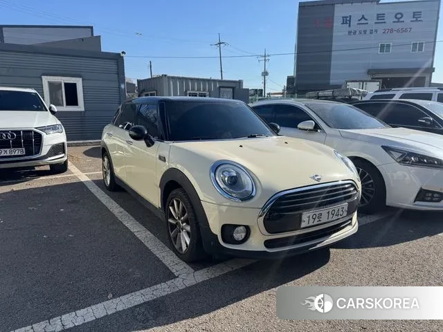 Mini Cooper Clubman 2018 Жемчужный цвет из Кореи, фото 3