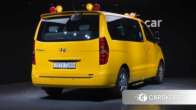 Hyundai The New Grand Starex id 3834741 из Кореи 12