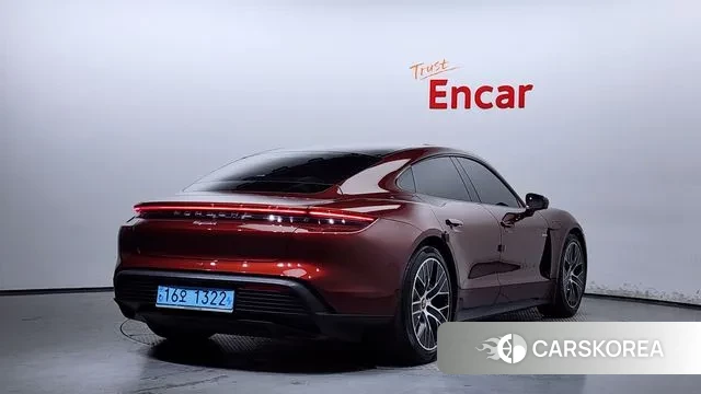 Porsche Taycan id 3037506 из Кореи 12