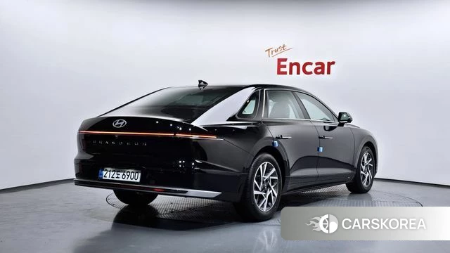 Hyundai Grandeur (GN7) id 3863778 из Кореи 12
