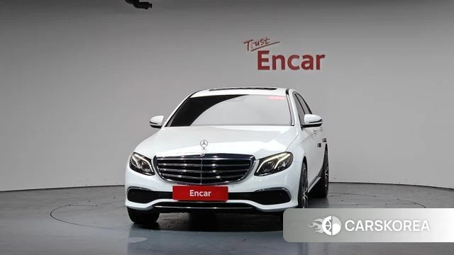 Mercedes-Benz E-Class W213 id 4180336 из Кореи 12