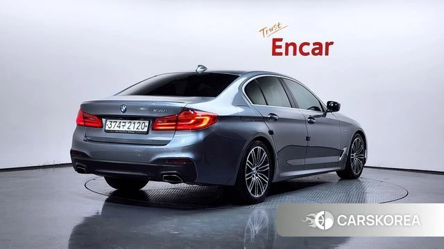 BMW 5 Series (G30) id 4345188 из Кореи 12