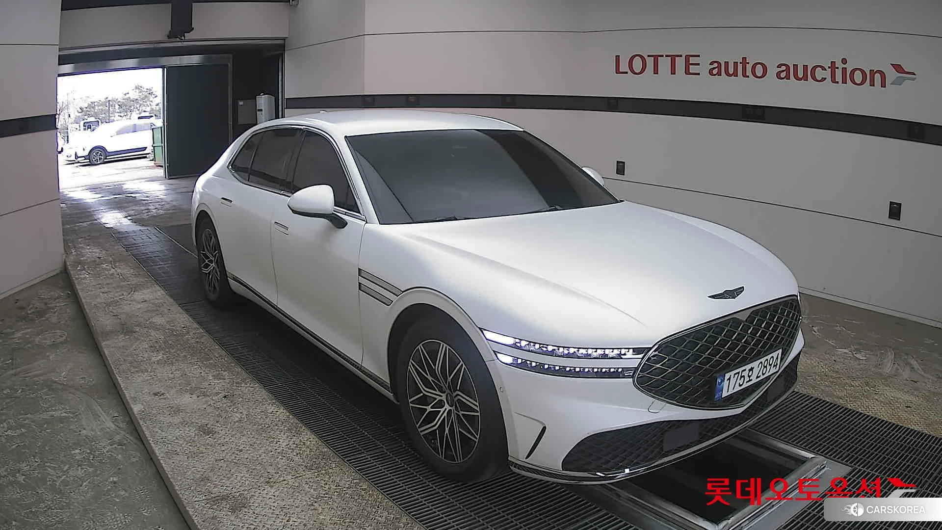 Hyundai G90 id 3869309 из Кореи 12