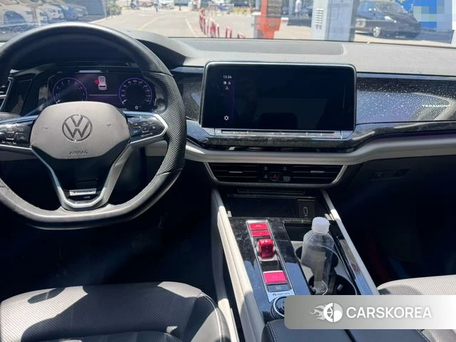 Volkswagen Tourang 2022 Черный из Китая, фото 2