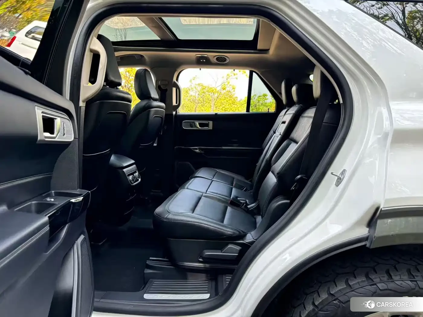 Ford Explorer id 4546329 из Китая 12