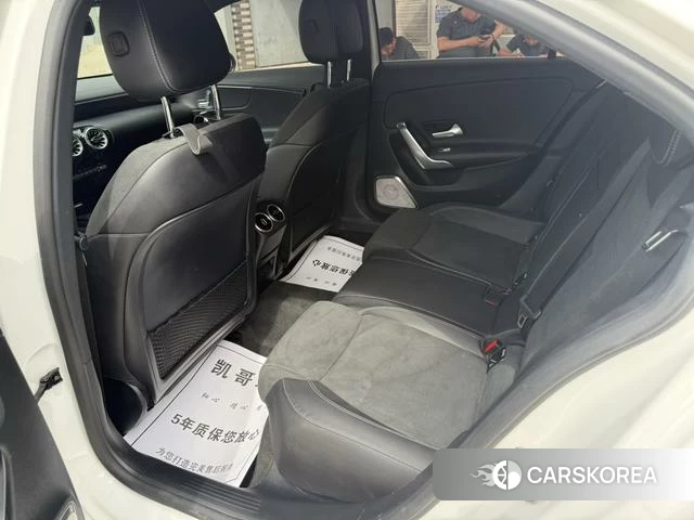 Mercedes-Benz Class A 2021 Белый из Китая, фото 2