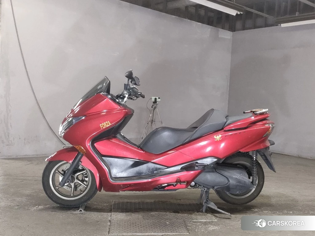 Проданный Honda FORZA Z 2010 из Японии