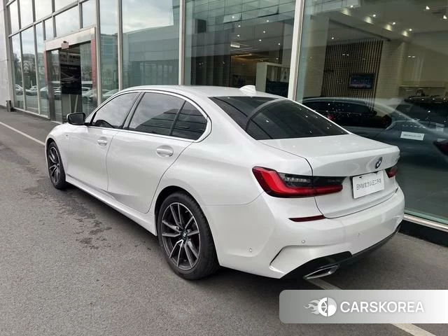 BMW 3 series 2021 Белый из Китая, фото 2