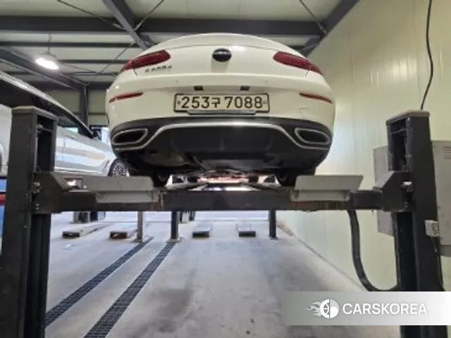 Mercedes-Benz E-Class W213 2018 Белый из Кореи, фото 2