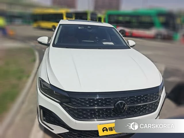 Volkswagen Lavida 2024 Белый из Китая, фото 2