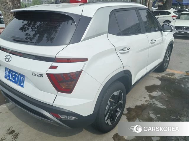 Hyundai ix25 2021 Белый из Китая, фото 2