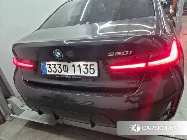 BMW 3 Series (G20) 2025 Черный из Кореи, фото 2