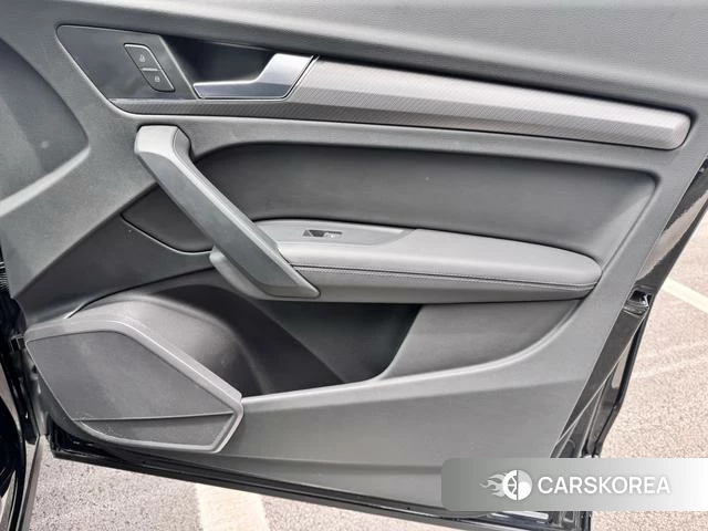 Audi Q5L id 4329241 из Китая 12
