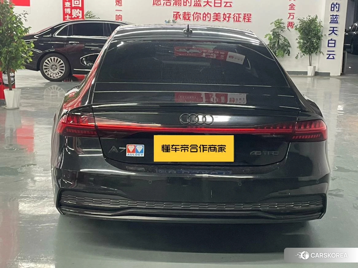 Audi A7 id 4498664 из Китая 9