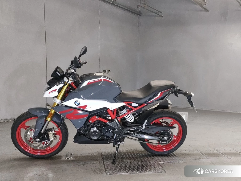 Проданный BMW G310R 2022 из Японии