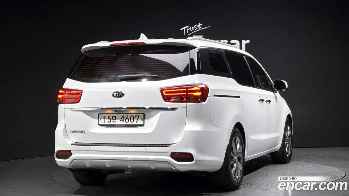 Kia The New Carnival id 2026705 из Кореи 12