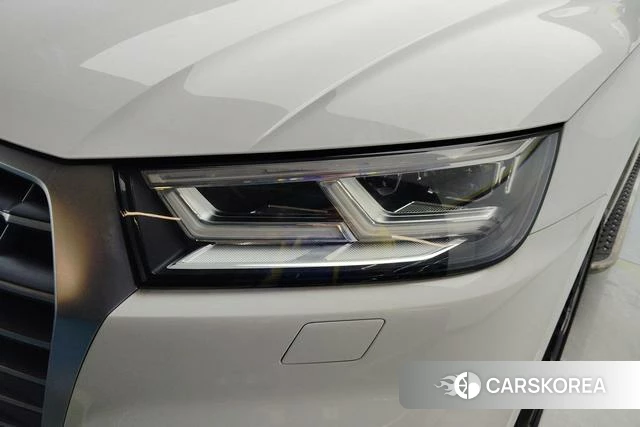 Audi Q5L id 4273100 из Китая 9