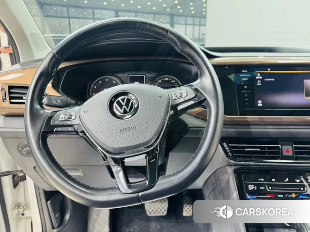 Volkswagen Tuyue 2021 Белый из Китая, фото 4