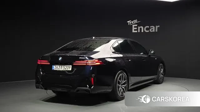 BMW 5 Series (G60) id 3031373 из Кореи 12