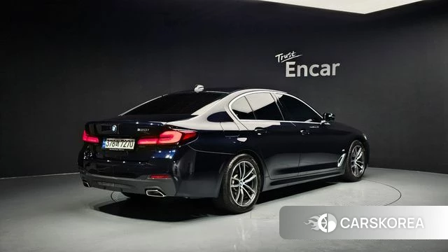 BMW 5 Series (G30) id 4540883 из Кореи 12