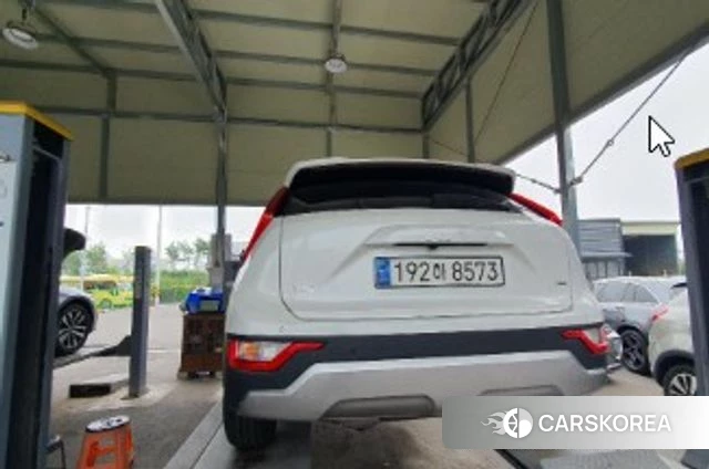Kia Di Ol Nu Niro 2023 Белый из Кореи, фото 2