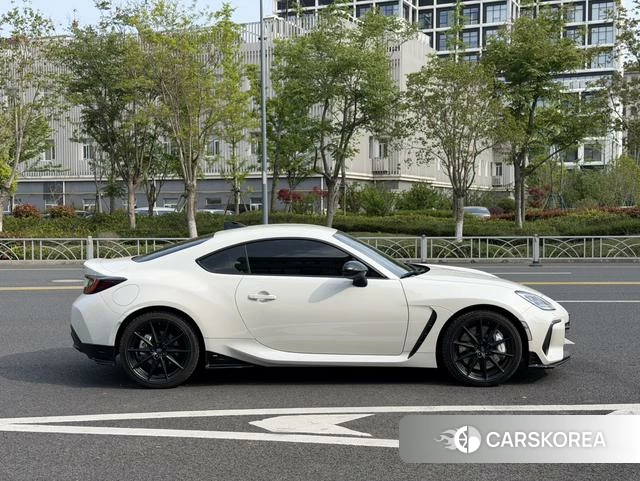 Subaru BRZ 2024 Белый из Китая, фото 4