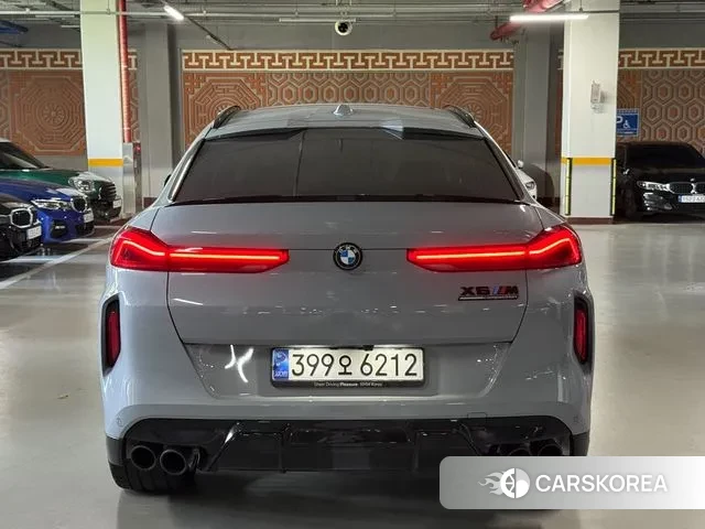 BMW X6M (G06) 2024 Серебристо-серый из Кореи, фото 4
